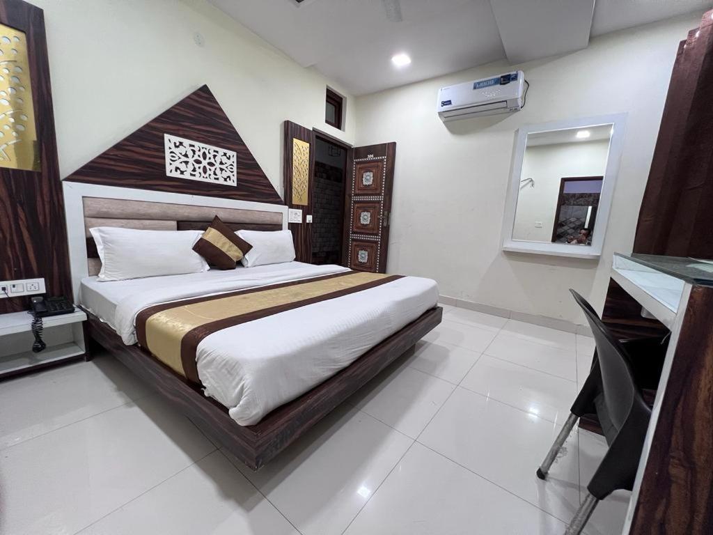 Hotel Sehmi'S Best Rest Inn Amritsar Exterior photo